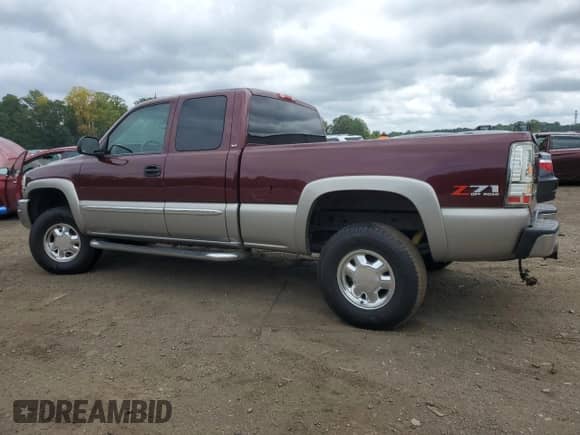 2003 GMC Sierra 1500 SLT with VIN 2GTEK19T331340237, listed as a Copart auction lot 68320575 with 208,733 mi miles and Salvage title. Bid and sale history available at DreamBid. Image 2.