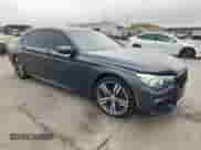2017 BMW 7 Series 740i с VIN WBA7E2C34HG740975, выставлен на аукционе Copart как лот 71019405 с пробегом 90 805 миль миль и Списание • Salvage title. История ставок и продаж доступна на DreamBid. Изображение 4.