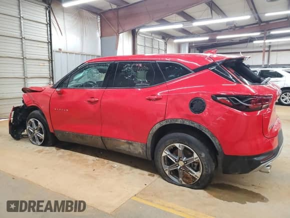 2023 Chevrolet Blazer LT z VIN 3GNKBCR44PS199400, wystawiony jako Copart lot #90240135 z przebiegiem 46 120 mil mil oraz Nie do naprawy • Non repairable. Historia ofert i sprzedaży dostępna na DreamBid. Obrazek 2.