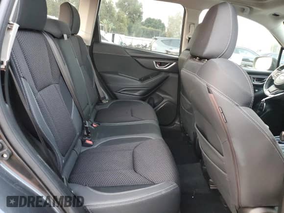 2019 Subaru Forester Premium z VIN JF2SKAGC3KH463247, wystawiony jako Copart lot #87286395 z przebiegiem 123 207 mil mil oraz Szkoda całkowita • Salvage title. Historia ofert i sprzedaży dostępna na DreamBid. Obrazek 11.