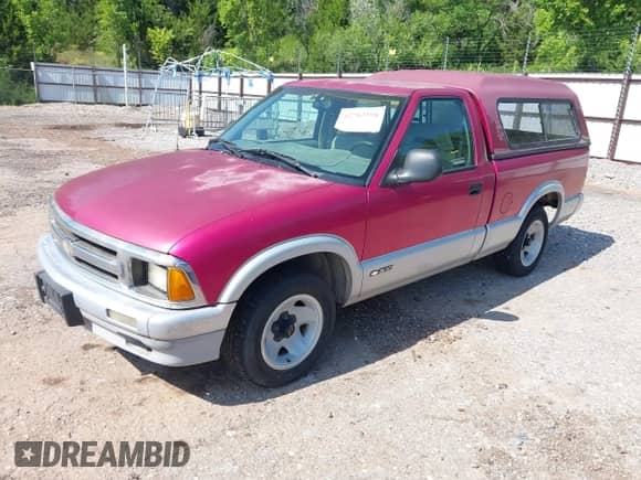 1994 Chevrolet S-10 LS Xtreme с VIN 1GCCS14W8RK130413, выставлен на аукционе IAAI как лот 42782598 с пробегом 68 040 миль миль и . История ставок и продаж доступна на DreamBid. Изображение 2.