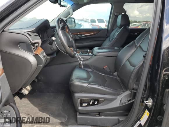 2019 Cadillac Escalade ESV Luxury с VIN 1GYS3HKJ5KR181142, выставлен на аукционе Copart как лот 85191505 с пробегом 74 004 миль миль и Списание • Salvage title. История ставок и продаж доступна на DreamBid. Изображение 7.