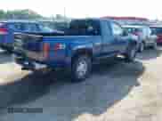 2005 Chevrolet Colorado LS Z71 with VIN 1GCDT196658183418, listed as a IAAI auction lot 42548992 with 247,703 mi miles and . Bid and sale history available at DreamBid. Image 4.