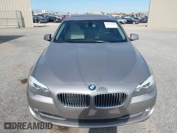 2012 BMW 5 Series 535i с VIN WBAFR7C5XCC809361, выставлен на аукционе IAAI как лот 43051148 с пробегом 140 175 миль миль и . История ставок и продаж доступна на DreamBid. Изображение 12.