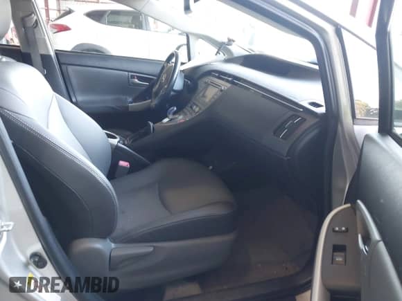 2013 Toyota Prius One with VIN JTDKN3DU9D5631668, listed as a IAAI auction lot 43214539 with 227,049 mi miles and . Bid and sale history available at DreamBid. Image 5.