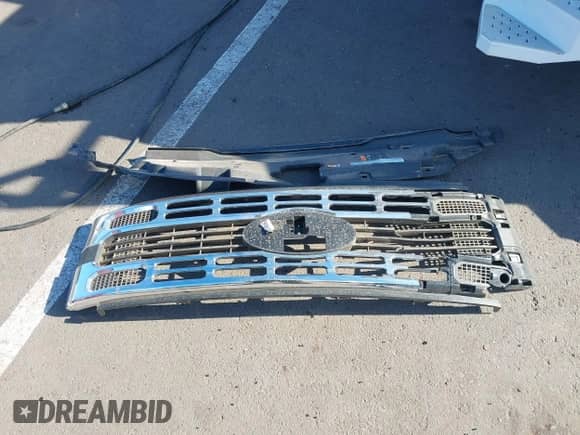 2024 Ford F-250 XL z VIN 1FD7W2BT6RED49319, wystawiony jako IAAI lot #43252903 z przebiegiem 11 116 mil mil oraz . Historia ofert i sprzedaży dostępna na DreamBid. Obrazek 12.