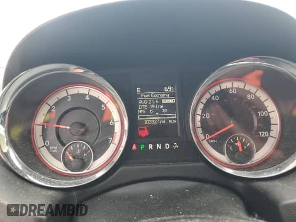 2018 Dodge Grand Caravan GT with VIN 2C4RDGEG7JR336603, listed as a Copart auction lot 86477875 with 103,327 mi miles and Clean title. Bid and sale history available at DreamBid. Image 9.