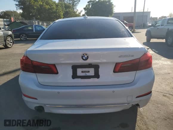 2019 BMW 5 Series 530e с VIN WBAJA9C58KB399550, выставлен на аукционе Copart как лот 82659865 с пробегом 91 910 миль миль и Чистый • Clean title. История ставок и продаж доступна на DreamBid. Изображение 6.