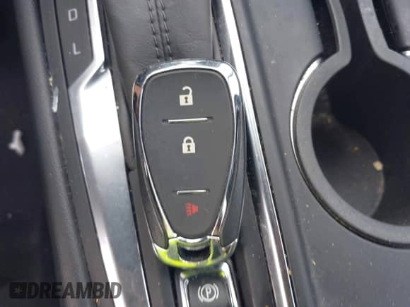 2020 Chevrolet Equinox LS z VIN 2GNAXSEV7L6150741, wystawiony jako IAAI lot #42769113 z przebiegiem 38 270 mil mil oraz . Historia ofert i sprzedaży dostępna na DreamBid. Obrazek 11.