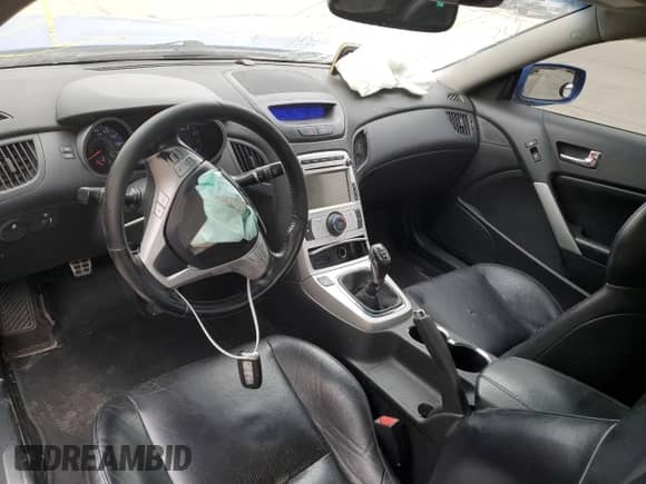 2010 Hyundai Genesis Coupe Grand Touring с VIN KMHHU6KH6AU027545, выставлен на аукционе Copart как лот 81294124 с пробегом 145 994 миль миль и Списание • Salvage title. История ставок и продаж доступна на DreamBid. Изображение 8.