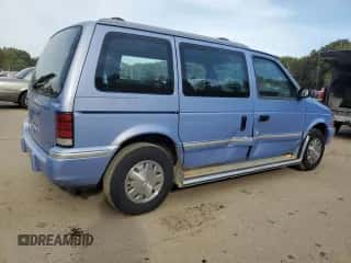 1993 Dodge Caravan with VIN 2B4GH2533PR287787, listed as a Copart auction lot 71940684 with 107,939 mi miles and Salvage title. Bid and sale history available at DreamBid. Image 3.