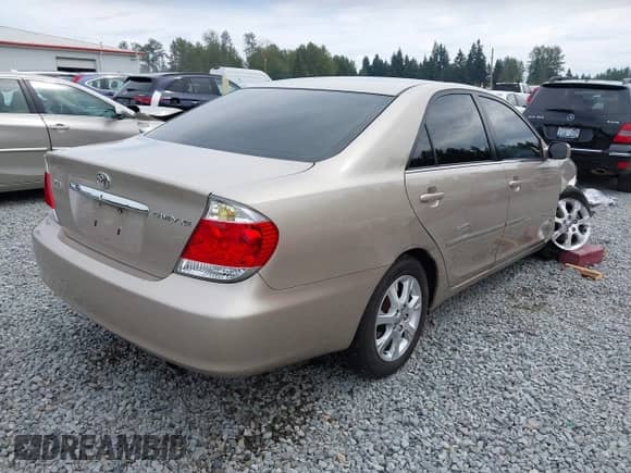 2006 Toyota Camry STD with VIN 4T1BE30K96U151672, listed as a IAAI auction lot 42912051 with 187,434 mi miles and . Bid and sale history available at DreamBid. Image 4.