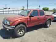 2002 Toyota Tacoma PreRunner z VIN 5TEGM92N62Z118802, wystawiony jako Copart lot #66684755 z przebiegiem 216 147 mil mil oraz Szkoda całkowita • Salvage title. Historia ofert i sprzedaży dostępna na DreamBid. Obrazek 1.