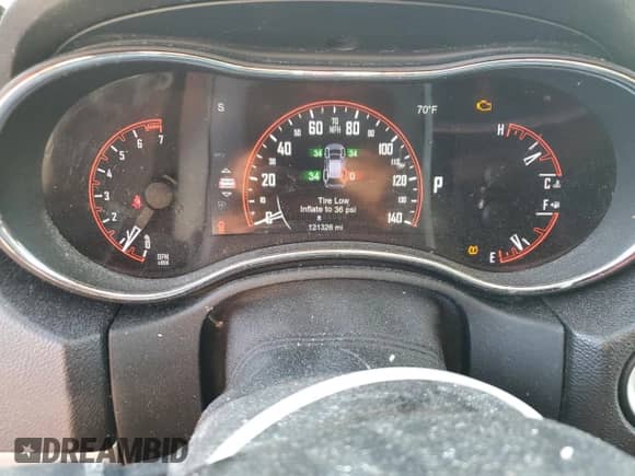 2014 Dodge Durango SXT with VIN 1C4RDJAG3EC468467, listed as a Copart auction lot 84253665 with 121,326 mi miles and Salvage title. Bid and sale history available at DreamBid. Image 9.