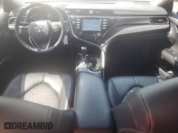 2019 Toyota Camry LE с VIN 4T1B11HK9KU828945, выставлен на аукционе Copart как лот 62388185 с пробегом 95 180 миль миль и Списание • Salvage title. История ставок и продаж доступна на DreamBid. Изображение 8.
