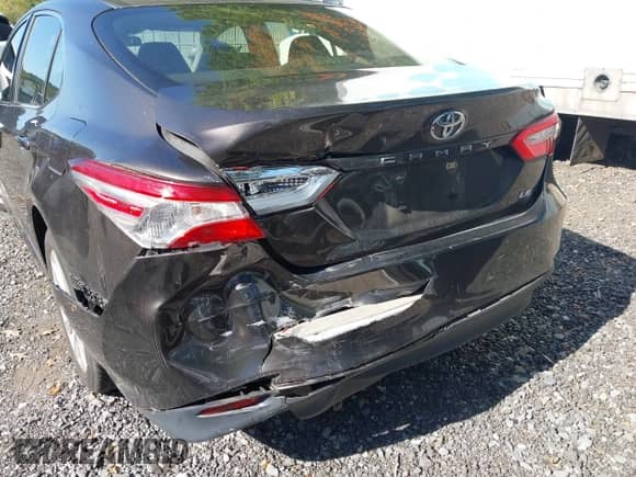 2018 Toyota Camry SE z VIN JTNB11HK7J3008531, wystawiony jako IAAI lot #43292948 z przebiegiem 117 512 mil mil oraz . Historia ofert i sprzedaży dostępna na DreamBid. Obrazek 6.