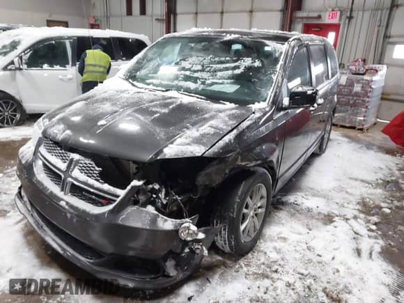 2020 Dodge Grand Caravan SE Plus with VIN 2C4RDGBG4LR225241, listed as a IAAI auction lot 41591546 with 132,587 mi miles and . Bid and sale history available at DreamBid. Image 2.