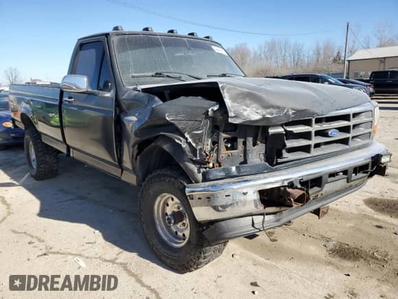 1996 Ford F-150 с VIN 1FTEF14N6TLA81962, выставлен на аукционе Copart как лот 42453655 с пробегом 260 127 миль миль и Списание • Salvage title. История ставок и продаж доступна на DreamBid. Изображение 4.