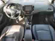 2017 Chevrolet Cruze Premier с VIN 3G1BF6SM8HS595252, выставлен на аукционе Copart как лот 81963005 с пробегом 154 304 миль миль и Списание • Salvage title. История ставок и продаж доступна на DreamBid. Изображение 8.