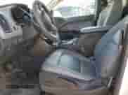 2022 Chevrolet Colorado 4WD Work Truck z VIN 1GCHTBEA3N1193849, wystawiony jako Copart lot #72231604 z przebiegiem 28 179 mil mil oraz Czysty tytuł • Clean title. Historia ofert i sprzedaży dostępna na DreamBid. Obrazek 7.