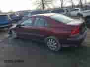 2001 Volvo S60 с VIN YV1RS61R512081241, выставлен на аукционе Copart как лот 43584055 с пробегом 115 211 миль миль и Списание • Salvage title. История ставок и продаж доступна на DreamBid. Изображение 2.