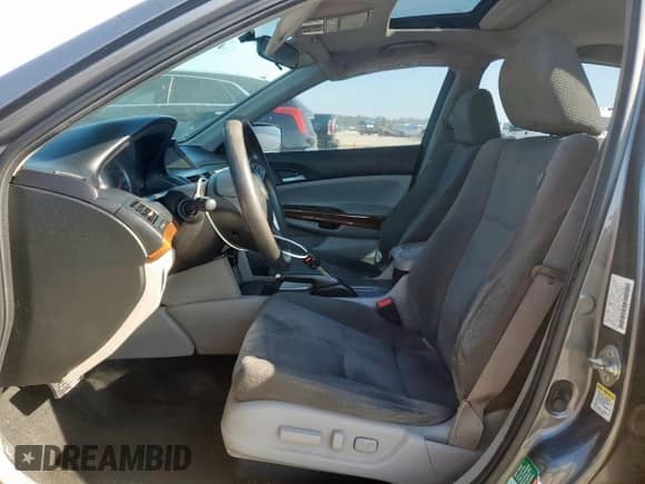 2012 Honda Accord EX with VIN 1HGCP2F71CA096195, listed as a Copart auction lot 80170685 with 128,072 mi miles and Salvage title. Bid and sale history available at DreamBid. Image 7.