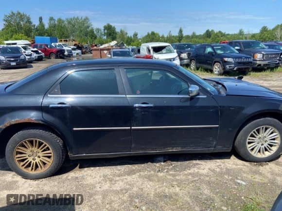 2010 Chrysler 300 Touring Signature with VIN 2C3CA5CV3AH155450, listed as a Copart auction lot 61045885 with Not provided miles and Salvage title. Bid and sale history available at DreamBid. Image 11.