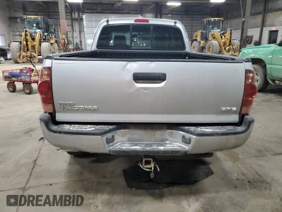2007 Toyota Tacoma with VIN 5TEUX42N97Z438152, listed as a Copart auction lot 55057415 with 349,430 mi miles and Clean title. Bid and sale history available at DreamBid. Image 6.