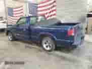 2001 Chevrolet S-10 с VIN 1GCCS14501K118347, выставлен на аукционе Copart как лот 50410524 с пробегом 247 332 миль миль и На запчасти • Non repairable. История ставок и продаж доступна на DreamBid. Изображение 2.