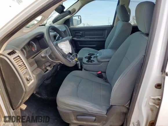 2013 Ram 1500 Express z VIN 1C6RR7FT8DS683476, wystawiony jako Copart lot #68745505 z przebiegiem 170 286 mil mil oraz Szkoda całkowita • Salvage title. Historia ofert i sprzedaży dostępna na DreamBid. Obrazek 7.