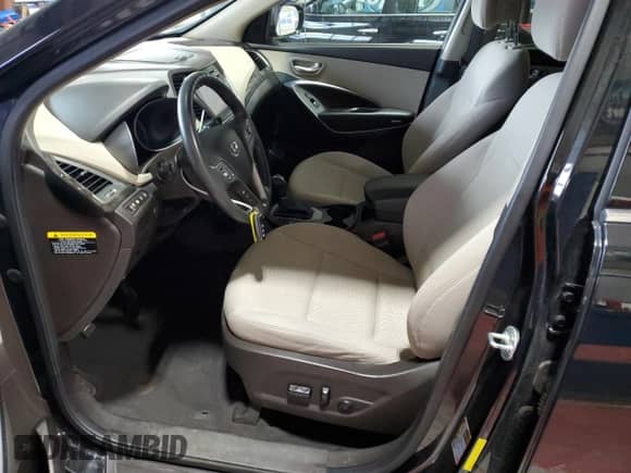 2017 Hyundai Santa Fe 2.4L with VIN 5NMZUDLB5HH049027, listed as a Copart auction lot 86816465 with 154,517 mi miles and Clean title. Bid and sale history available at DreamBid. Image 7.