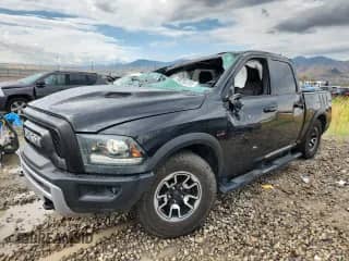 2016 Ram 1500 Rebel z VIN 1C6RR7YT6GS296801, wystawiony jako Copart lot #70754705 z przebiegiem 168 966 mil mil oraz Szkoda całkowita • Salvage title. Historia ofert i sprzedaży dostępna na DreamBid. Obrazek 1.