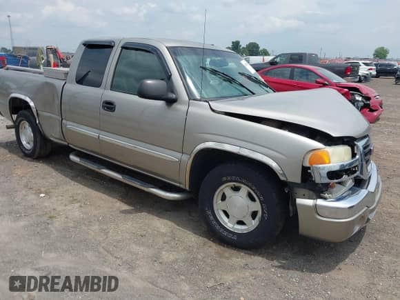 2003 GMC Sierra 1500 SLE with VIN 2GTEC19T831157526, listed as a IAAI auction lot 42428019 with 145,900 mi miles and . Bid and sale history available at DreamBid. Image 1.