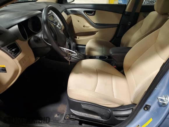 2013 Hyundai Elantra GLS z VIN KMHDH4AE6DU485962, wystawiony jako Copart lot #84523085 z przebiegiem 89 595 mil mil oraz Szkoda całkowita • Salvage title. Historia ofert i sprzedaży dostępna na DreamBid. Obrazek 7.