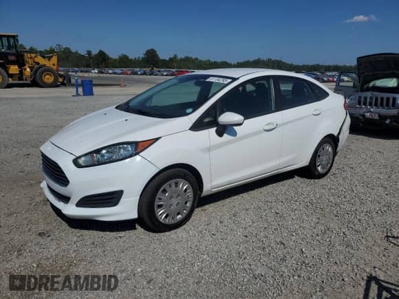2019 Ford Fiesta S с VIN 3FADP4AJ1KM119273, выставлен на аукционе Copart как лот 81134295 с пробегом 96 133 миль миль и Списание • Salvage title. История ставок и продаж доступна на DreamBid. Изображение 1.