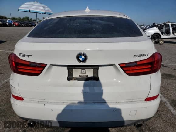 2015 BMW 5 Series 535i Gran Turismo с VIN WBA5M2C52FD872093, выставлен на аукционе Copart как лот 65238855 с пробегом 199 756 миль миль и Списание • Salvage title. История ставок и продаж доступна на DreamBid. Изображение 6.