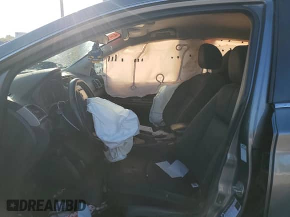 2017 Nissan Sentra SV с VIN 3N1AB7AP4HY403941, выставлен на аукционе Copart как лот 81943745 с пробегом 109 269 миль миль и Списание • Salvage title. История ставок и продаж доступна на DreamBid. Изображение 7.