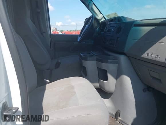 2009 Ford Econoline Cargo Commercial с VIN 1FTNE14W99DA46167, выставлен на аукционе IAAI как лот 42446105 с пробегом 306 327 миль миль и . История ставок и продаж доступна на DreamBid. Изображение 5.