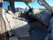1996 Chevrolet Silverado 3500 с VIN 1GCGC33J2TF002782, выставлен на аукционе IAAI как лот 41367250 с пробегом 121 541 миль миль и . История ставок и продаж доступна на DreamBid. Изображение 5.