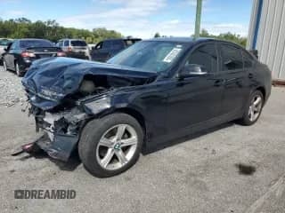 2014 BMW 3 Series 320i xDrive с VIN WBA3C3C5XEF985258, выставлен на аукционе Copart как лот 82362305 с пробегом 164 670 миль миль и Списание • Salvage title. История ставок и продаж доступна на DreamBid. Изображение 1.