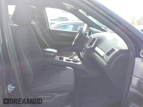 2018 Jeep Grand Cherokee Laredo с VIN 1C4RJFAGXJC333650, выставлен на аукционе IAAI как лот 42438867 с пробегом 117 234 миль миль и . История ставок и продаж доступна на DreamBid. Изображение 5.