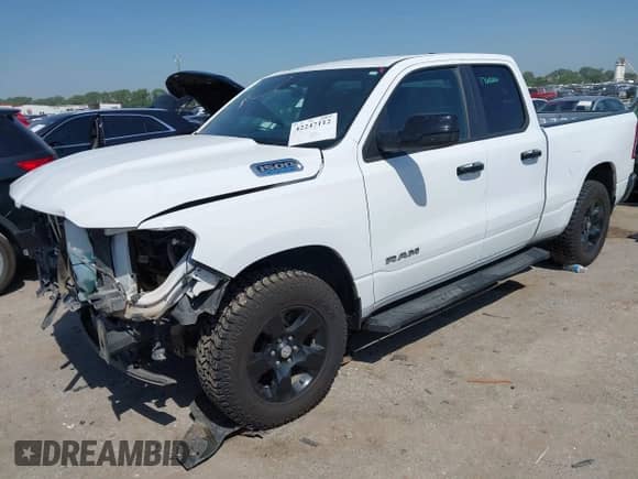 2022 Ram 1500 Big Horn with VIN 1C6RRFBG0NN287478, listed as a IAAI auction lot 42247112 with 43,275 mi miles and . Bid and sale history available at DreamBid. Image 2.