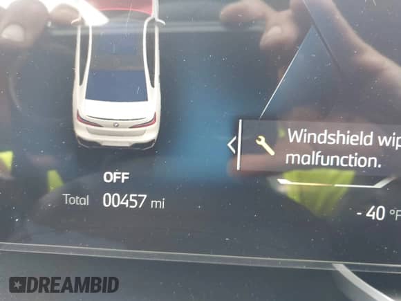 2025 BMW 7 Series 740i xDrive z VIN WBA33EH0XSCV88056, wystawiony jako IAAI lot #43285694 z przebiegiem 457 mil mil oraz . Historia ofert i sprzedaży dostępna na DreamBid. Obrazek 7.