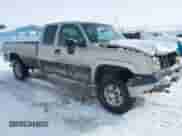 2004 Chevrolet Silverado 2500HD LS with VIN 1GCHK29U64E193942, listed as a IAAI auction lot 41511923 with 164,298 mi miles and . Bid and sale history available at DreamBid. Image 1.