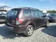 2013 Subaru Forester X z VIN JF2SHABC2DH410712, wystawiony jako Copart lot #84947895 z przebiegiem 104 099 mil mil oraz Czysty tytuł • Clean title. Historia ofert i sprzedaży dostępna na DreamBid. Obrazek 3.