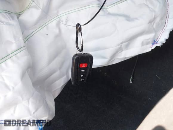 2020 Toyota Camry XSE z VIN 4T1K61AK4LU385584, wystawiony jako IAAI lot #43233499 z przebiegiem 55 736 mil mil oraz . Historia ofert i sprzedaży dostępna na DreamBid. Obrazek 11.