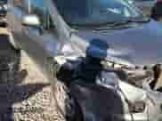 2014 Nissan Note S z VIN 3N1CE2CP1EL393281, wystawiony jako Copart lot #81912255 z przebiegiem 133 356 mil mil oraz Szkoda całkowita • Salvage title. Historia ofert i sprzedaży dostępna na DreamBid. Obrazek 13.