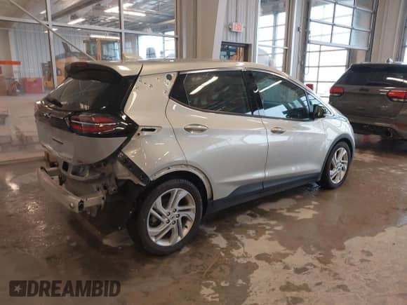 2022 Chevrolet Bolt EV 1LT с VIN 1G1FW6S08N4110327, выставлен на аукционе IAAI как лот 41538761 с пробегом 54 082 миль миль и . История ставок и продаж доступна на DreamBid. Изображение 4.