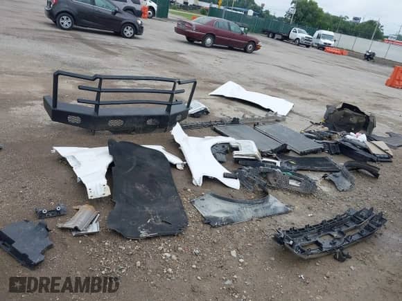 2017 Ford F-250 Lariat z VIN 1FT7W2BT3HEF37475, wystawiony jako IAAI lot #43096083 z przebiegiem 130 111 mil mil oraz . Historia ofert i sprzedaży dostępna na DreamBid. Obrazek 12.