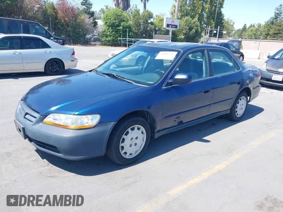 2001 Honda Accord LX with VIN 3HGCG66521G710420, listed as a IAAI auction lot 43066322 with 238,356 mi miles and . Bid and sale history available at DreamBid. Image 2.